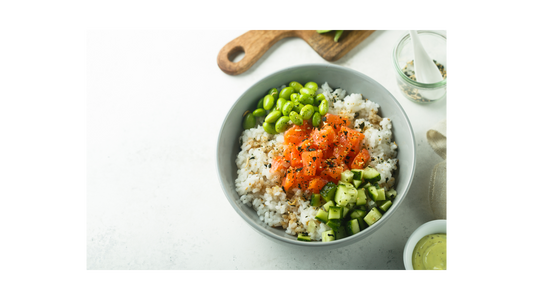 Easy Salmon Poke Bowl with Green Beans and Cucumbers - A Fresh and Flavorful Delight